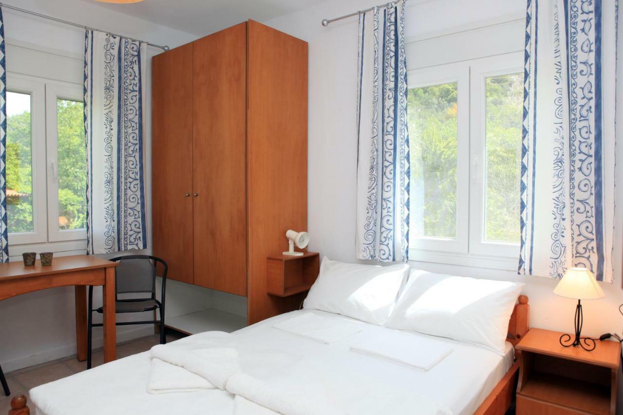 O Pyrgos Accommodations Panormos  Luaran gambar